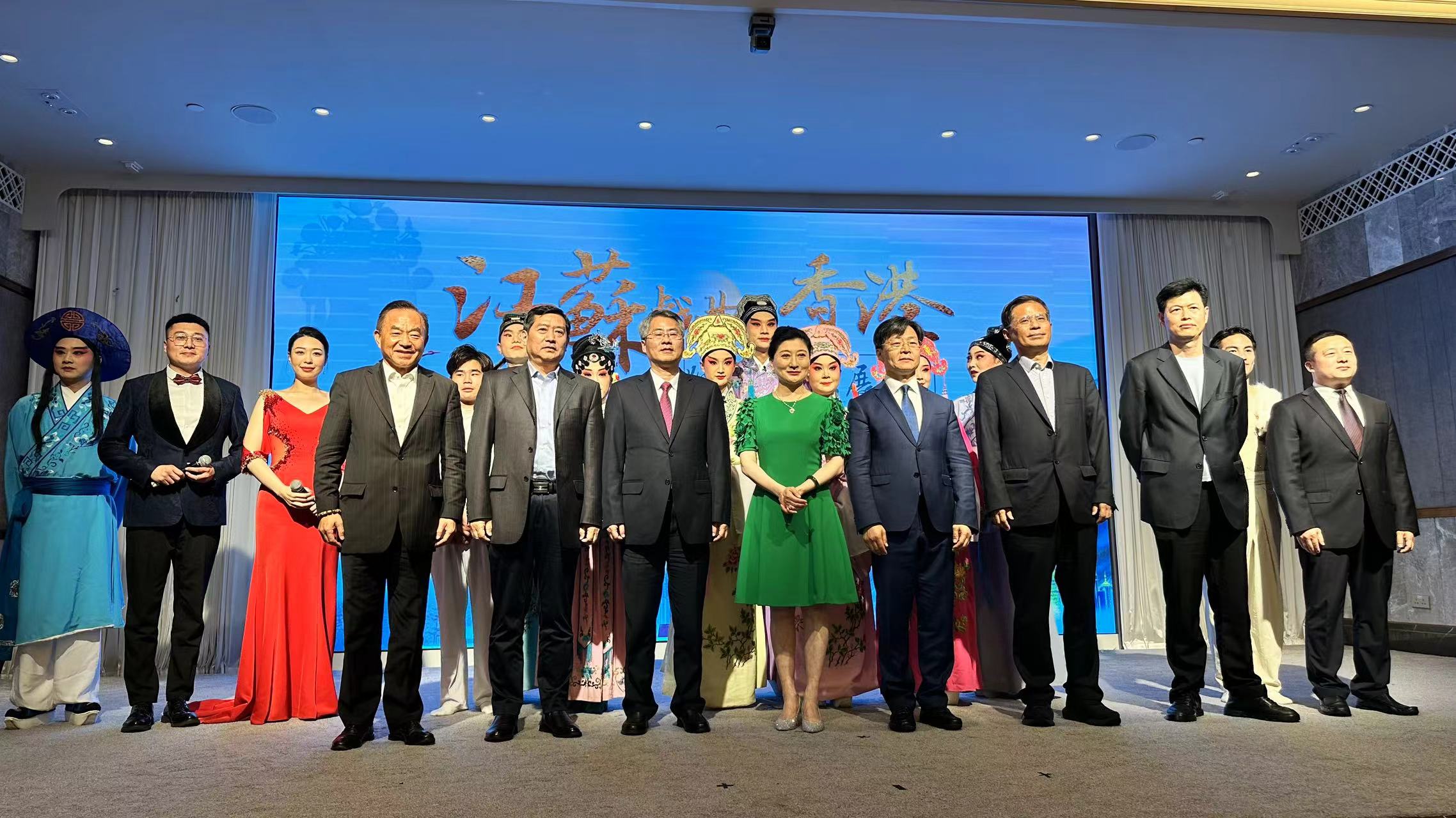 文章附图